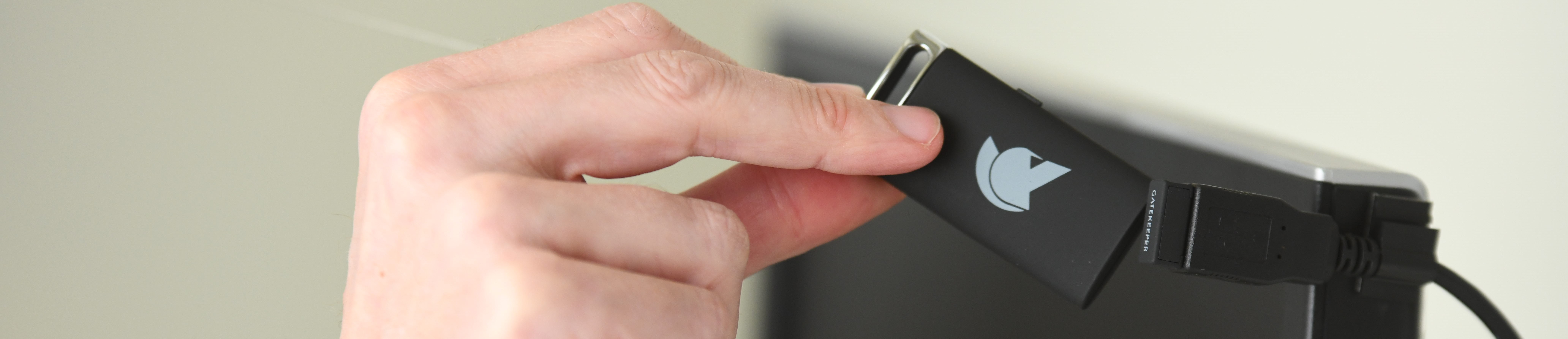 GateKeeper_proximity_authentication_Halberd_HIPAA_doctor_USB_sensor_-_wide.jpg